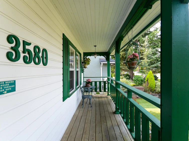 3580 Broadway Street, Richmond, BC, V7E 2X8 - 3