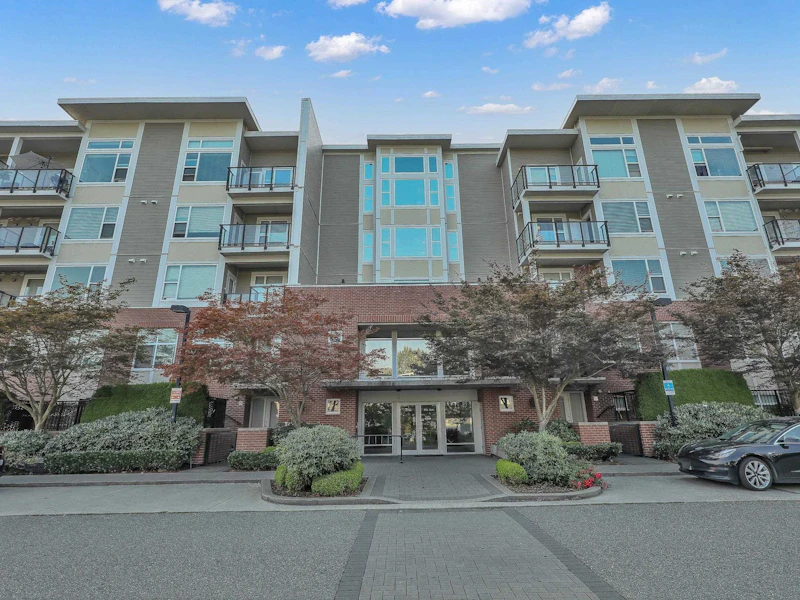 203 - 15956 86a Avenue, Surrey BC V4N 6N8