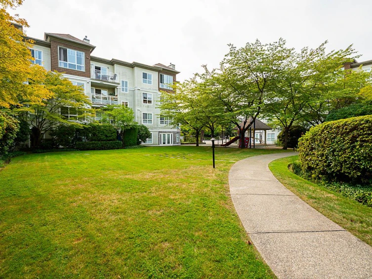 403-10188 155 Street, Surrey, BC, V3R 0R6 - 36