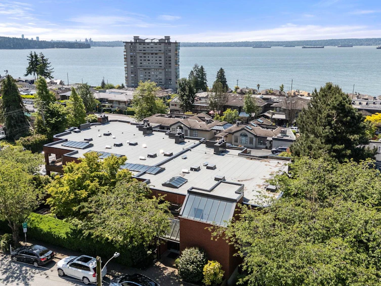 201-2408 Haywood Avenue, West Vancouver, BC, V7V 1Y1 - 31