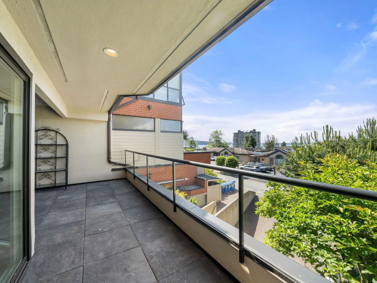201-2408 Haywood Avenue, West Vancouver, BC, V7V 1Y1 - 15