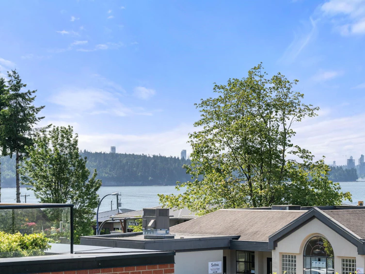 201-2408 Haywood Avenue, West Vancouver, BC, V7V 1Y1 - 18