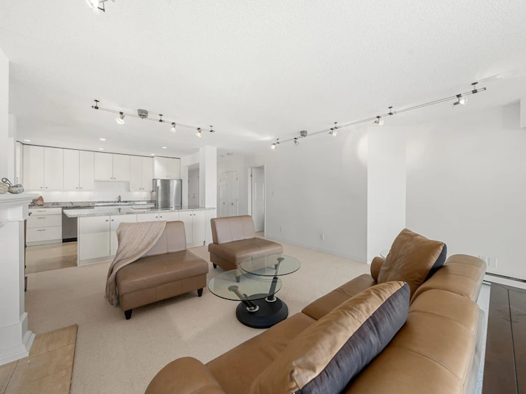 201-2408 Haywood Avenue, West Vancouver, BC, V7V 1Y1 - 6