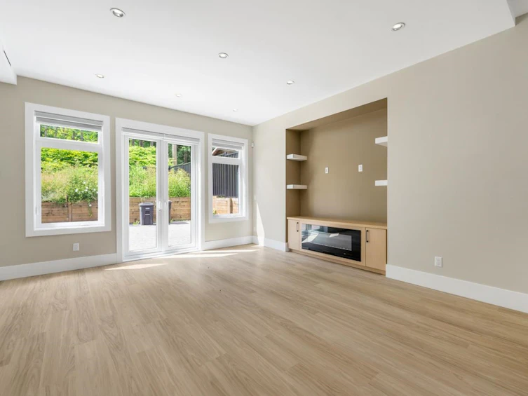 1-4096 Nithsdale Street, Burnaby, BC, V5G 1P6 - 14