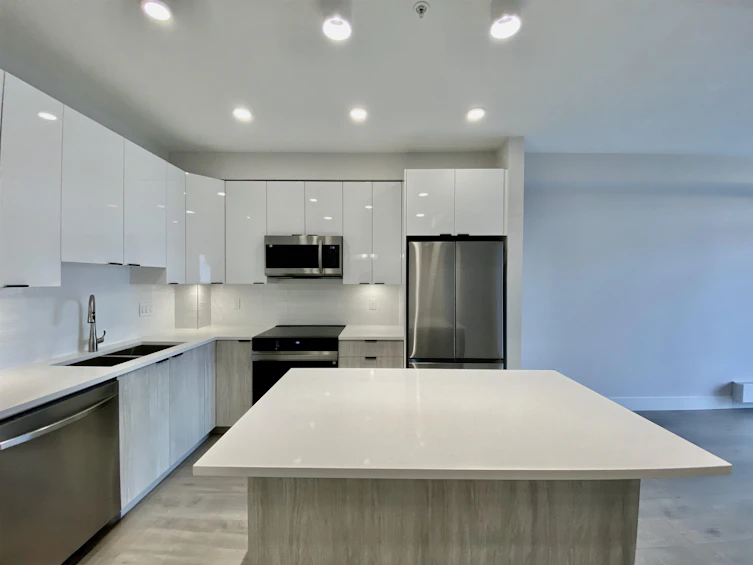 401-13458 95 Avenue, Surrey, BC, V3V 0H1 - 6