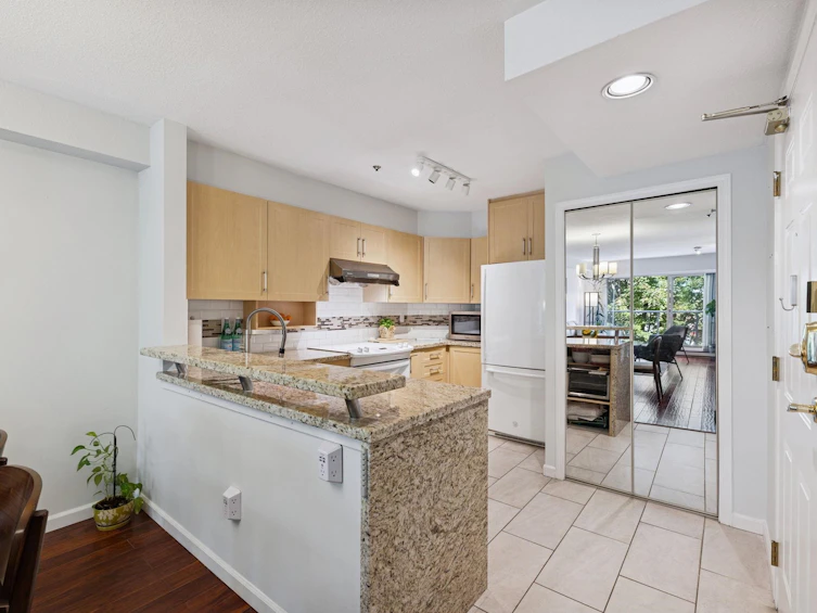 305-980 W 21 Avenue, Vancouver, BC, V5Z 1Z1 - 10