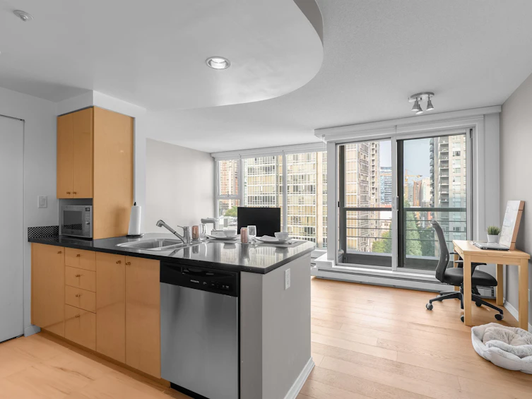 1203-1008 Cambie Street, Vancouver, BC, V6B 6J7 - 11