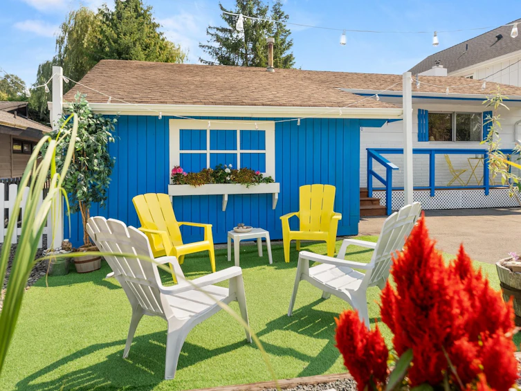 3060 Mcbride Avenue, Surrey, BC, V4A 3H1 - 3