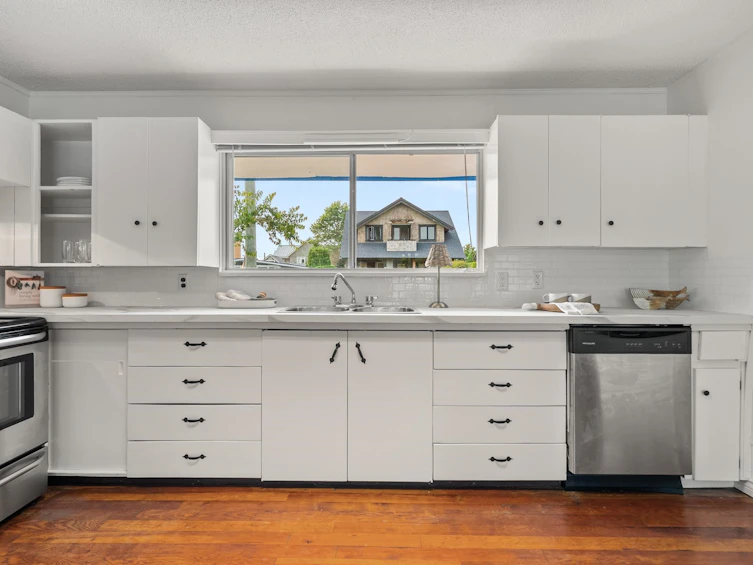 3060 Mcbride Avenue, Surrey, BC, V4A 3H1 - 17