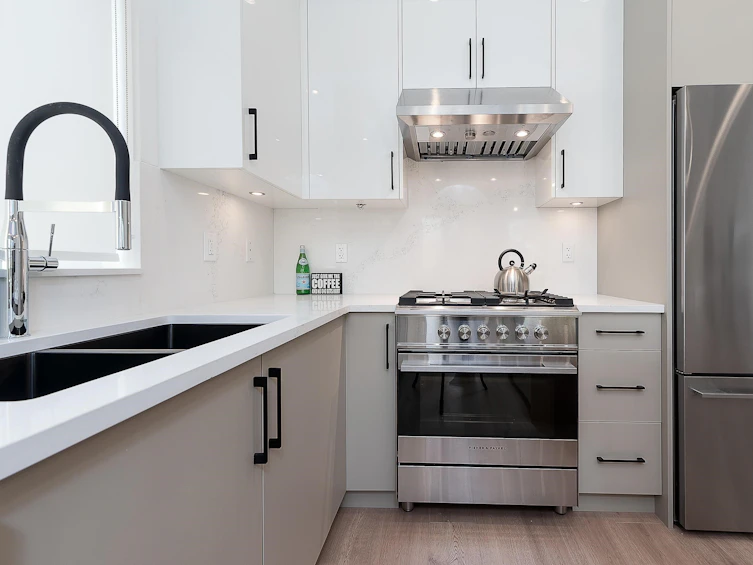 8-3033 Shell Road, Richmond, BC, V6X 0B8 - 2