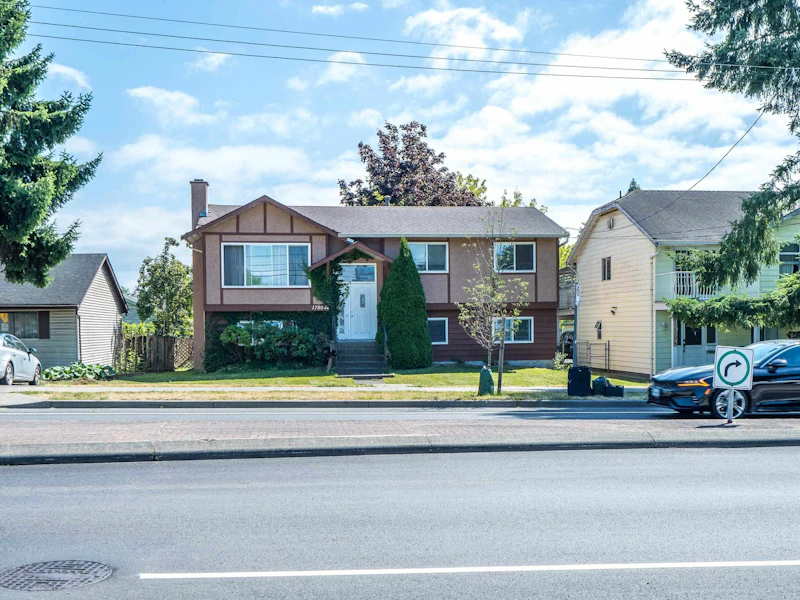 17804 60th Avenue, Surrey BC V3S 1V4