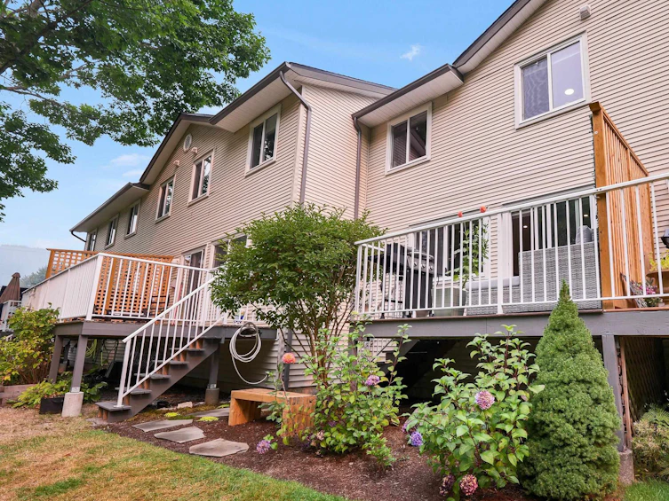 10-39920 Government Road, Squamish, BC, V8B 0G5 - 2