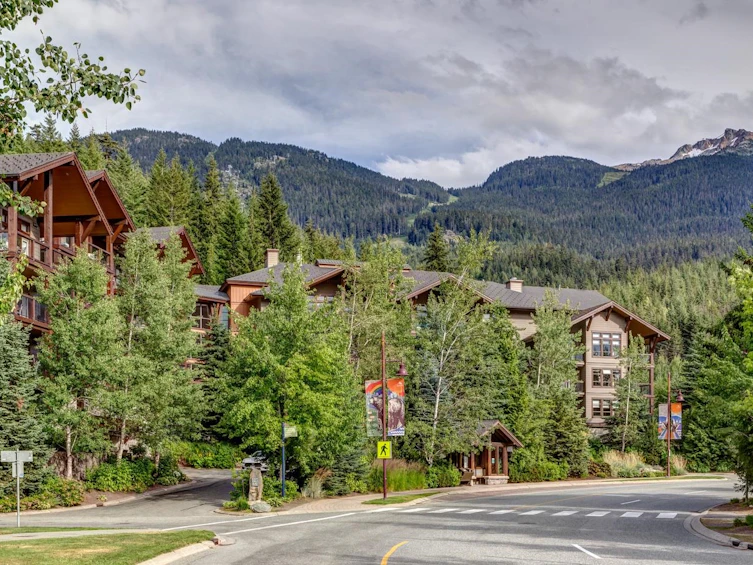 204C-2020 London Lane, Whistler, BC, V8E 0B6 - 31