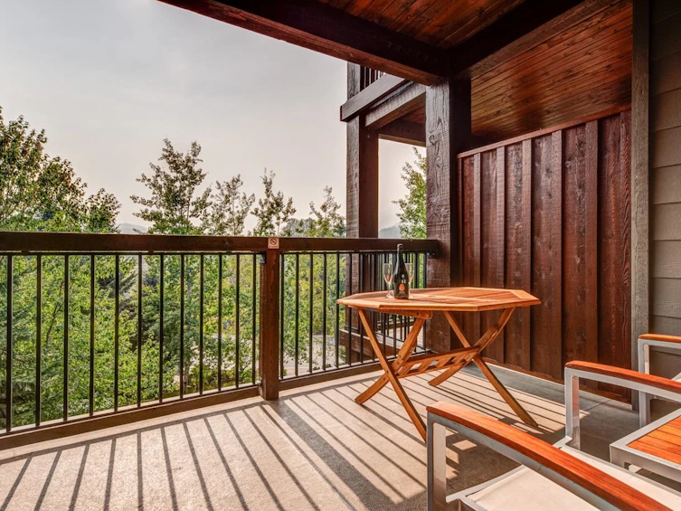 204C-2020 London Lane, Whistler, BC, V8E 0B6 - 7