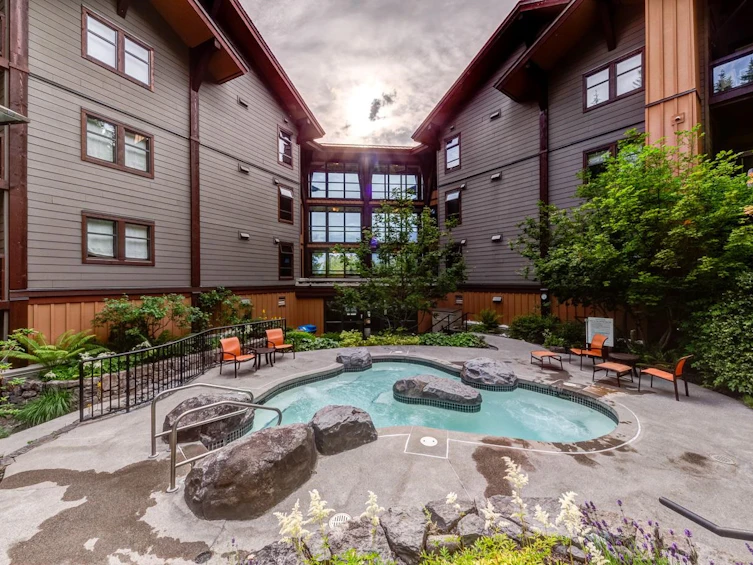 204C-2020 London Lane, Whistler, BC, V8E 0B6 - 9