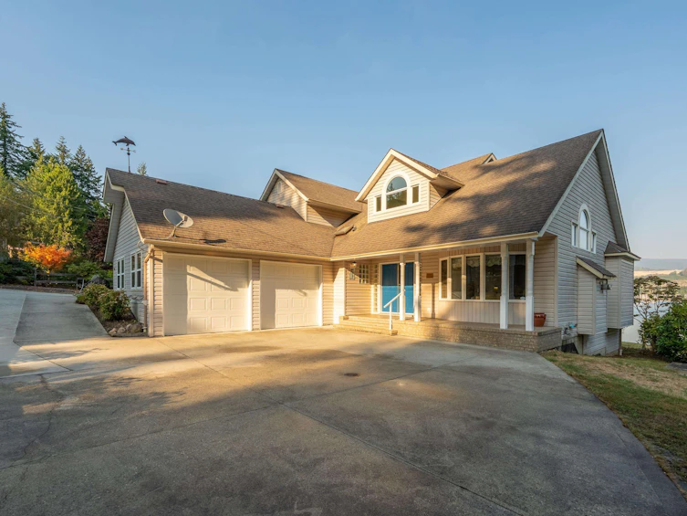 5883 Spray Street, Sechelt, BC, V7Z 0L7 - 3