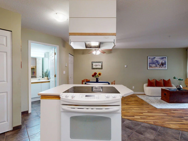 C210-40140 Willow Crescent, Squamish, BC, V8B 0M1 - 14