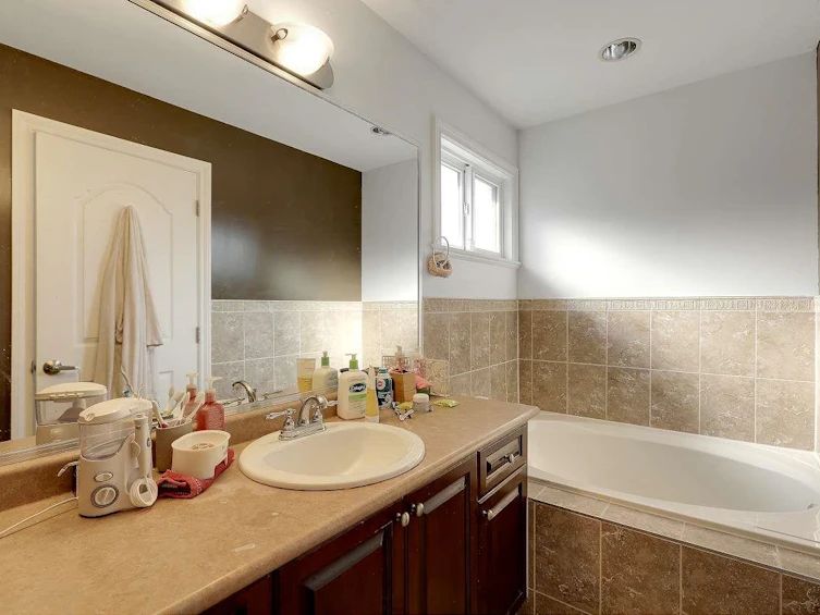 18990 72 Avenue, Surrey, BC, V4N 0A7 - 27