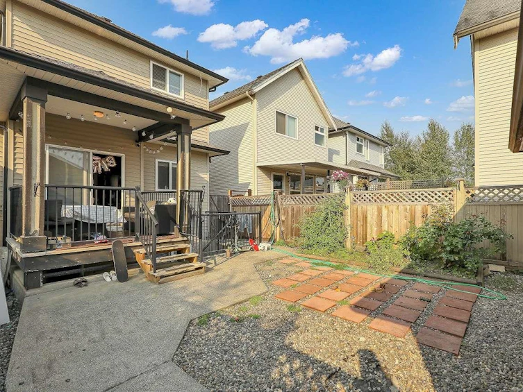 18990 72 Avenue, Surrey, BC, V4N 0A7 - 17