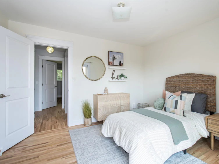 1179 Cloverley Street, North Vancouver, BC, V7L 1N7 - 24