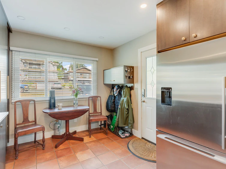 843 Whitchurch Street, North Vancouver, BC, V7L 2A5 - 10