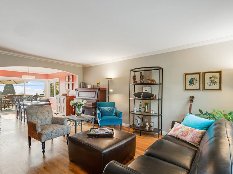 843 Whitchurch Street, North Vancouver, BC, V7L 2A5 - 4
