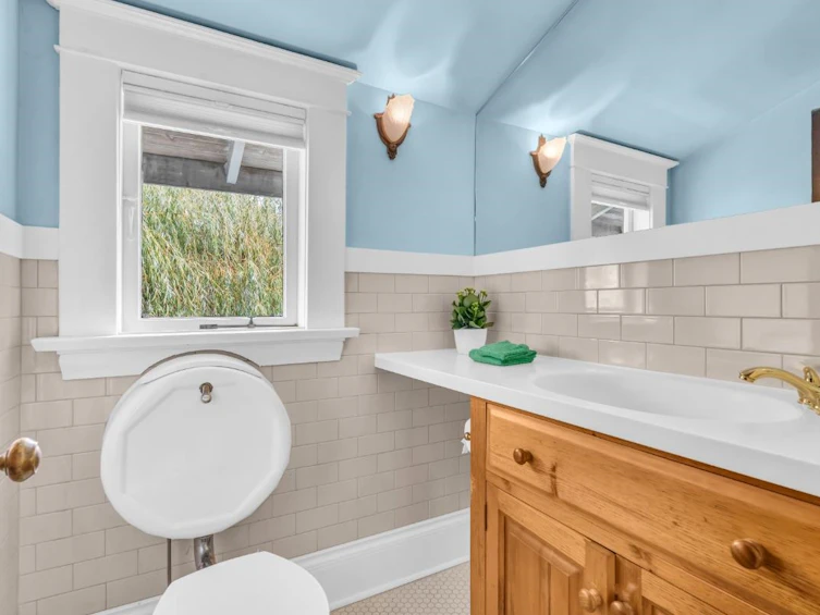 2965 W 37th Avenue, Vancouver, BC, V6N 2T8 - 9
