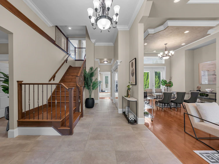 843 Canyon Boulevard, North Vancouver, BC, V7R 2J7 - 5