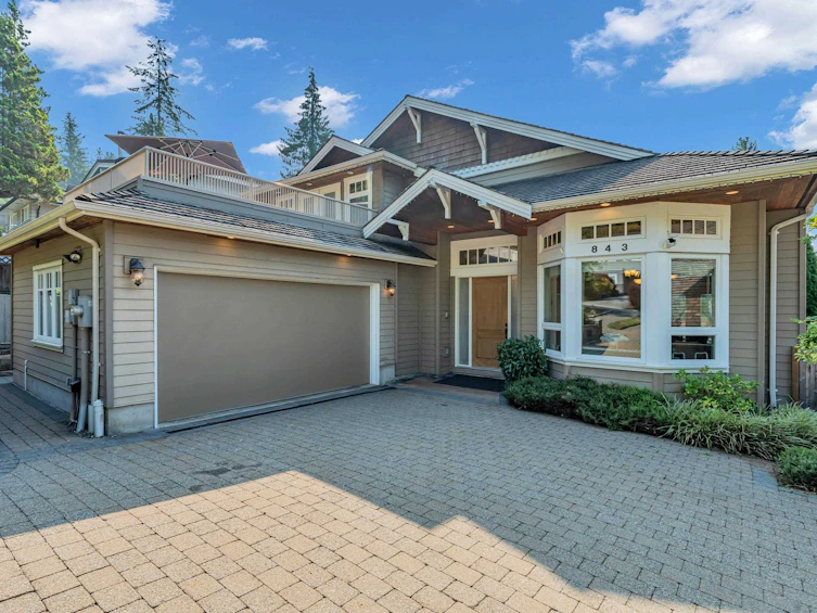 843 Canyon Boulevard, North Vancouver, BC, V7R 2J7 - 40