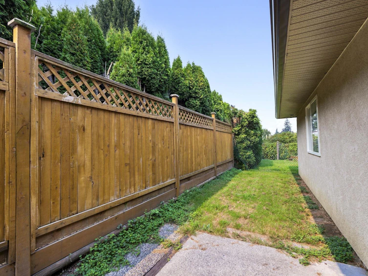 8-46191 Cessna Drive, Chilliwack, BC, V2P 1A7 - 35