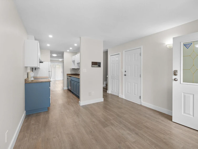 8-46191 Cessna Drive, Chilliwack, BC, V2P 1A7 - 4