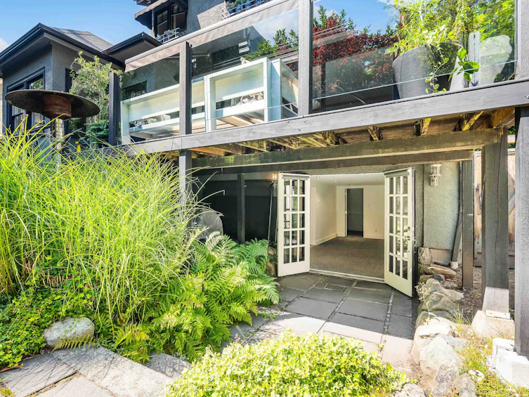 4678 W 9th Avenue, Vancouver, BC, V6R 2E4 - 28