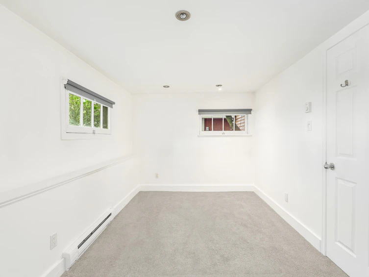 4678 W 9th Avenue, Vancouver, BC, V6R 2E4 - 23