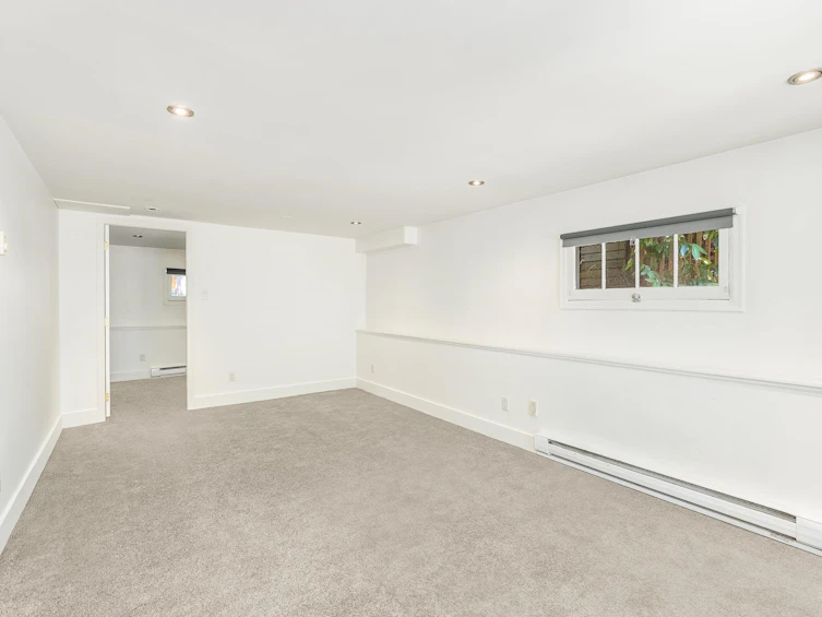 4678 W 9th Avenue, Vancouver, BC, V6R 2E4 - 18
