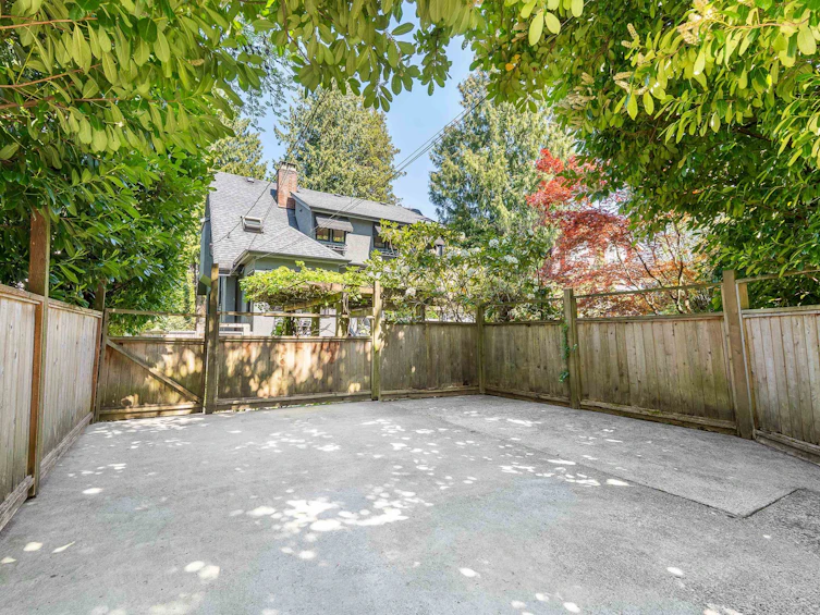 4678 W 9th Avenue, Vancouver, BC, V6R 2E4 - 34