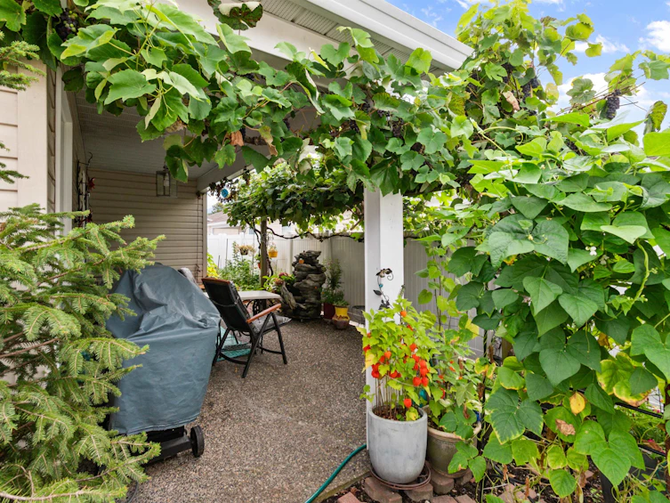 27-8500 Young Road, Chilliwack, BC, V2P 4P1 - 5