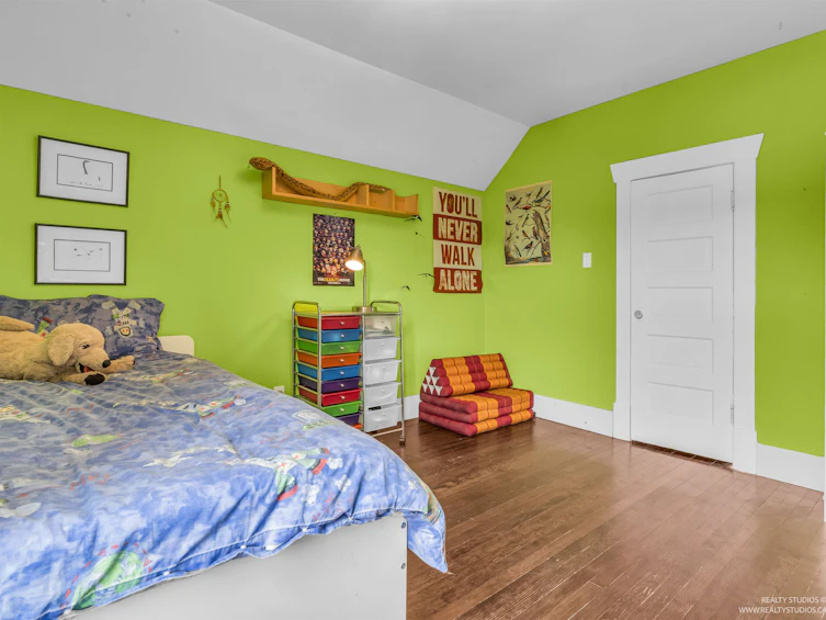 251 E 21st Avenue, Vancouver, BC, V5V 1P9 - 21
