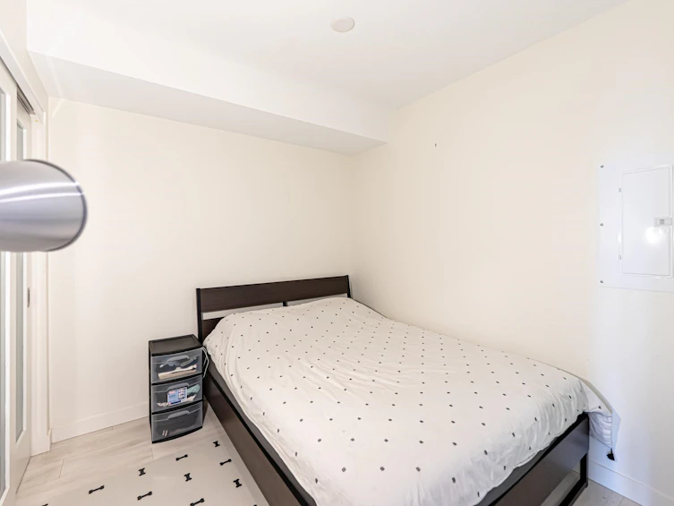 806-13318 104 Avenue, Surrey, BC, V3T 1V4 - 8