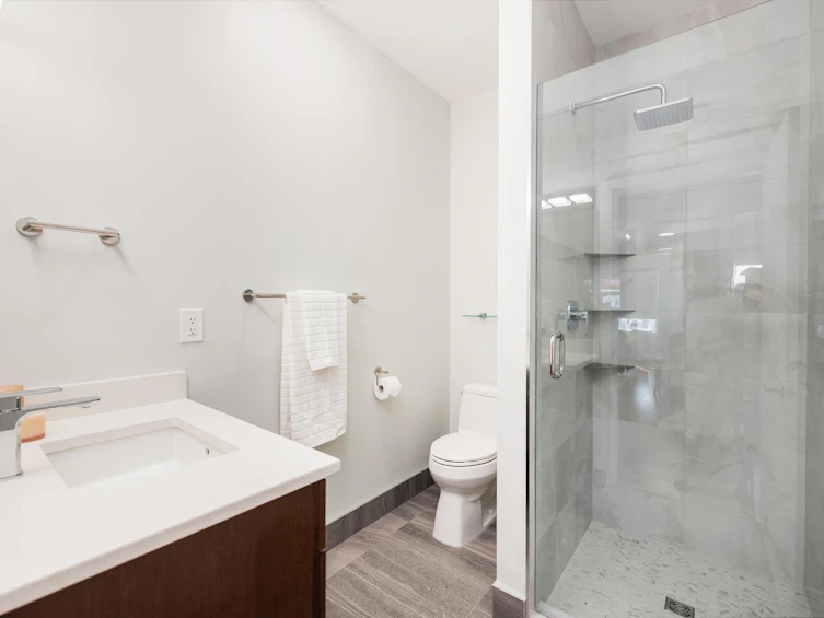 404-121 W 29th Street, North Vancouver, BC, V7N 4L6 - 21