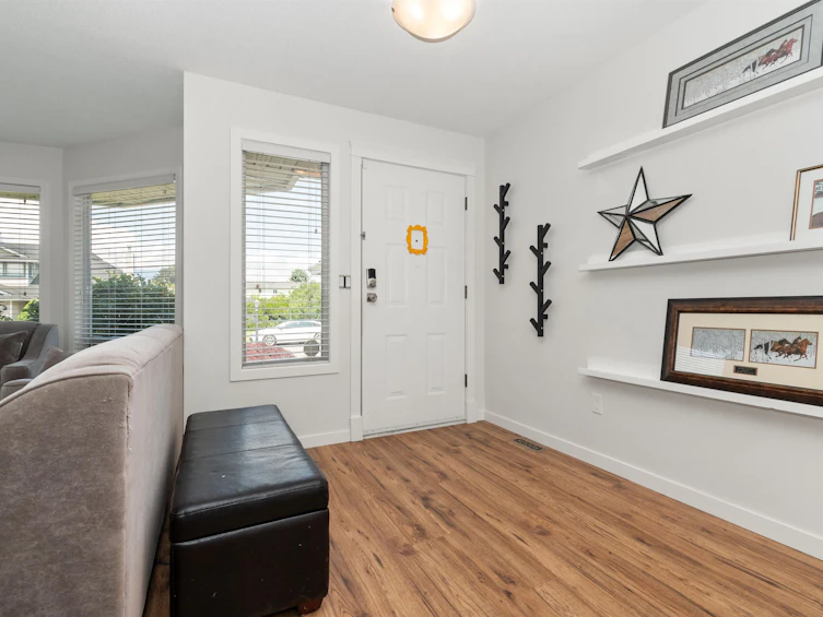 45210 Bluejay Avenue, Chilliwack, BC, V2R 2V2 - 3