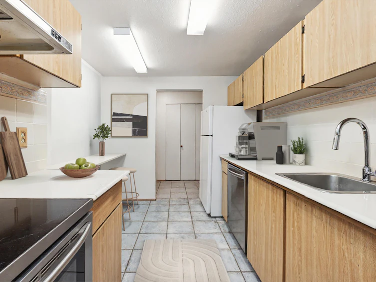 122-7297 Moffatt Road, Richmond, BC, V6Y 3E6 - 3