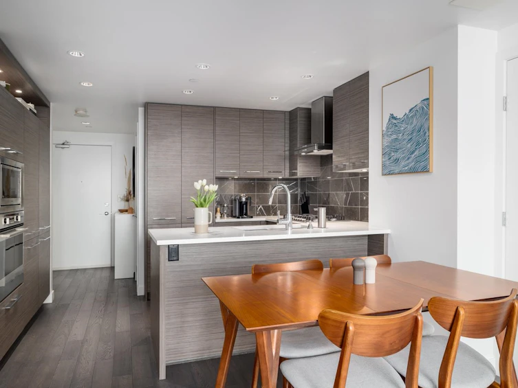 906-7488 Lansdowne Road, Richmond, BC, V7C 0B9 - 5