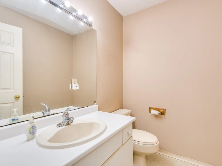 133 Warrick Street, Coquitlam, BC, V3K 5L3 - 15