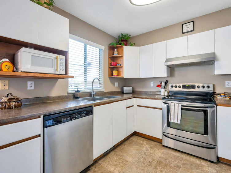 77-6140 192 Street, Surrey, BC, V3S 7V7 - 10