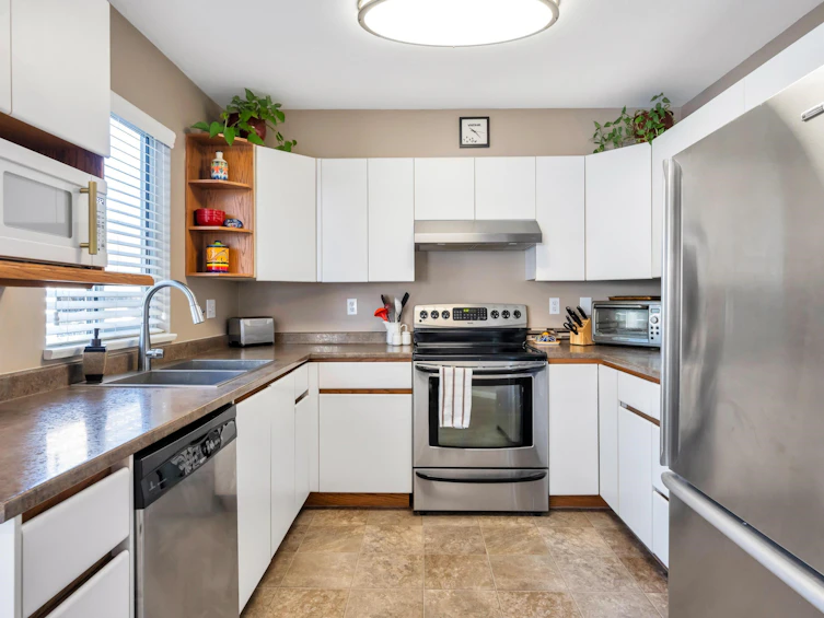 77-6140 192 Street, Surrey, BC, V3S 7V7 - 9