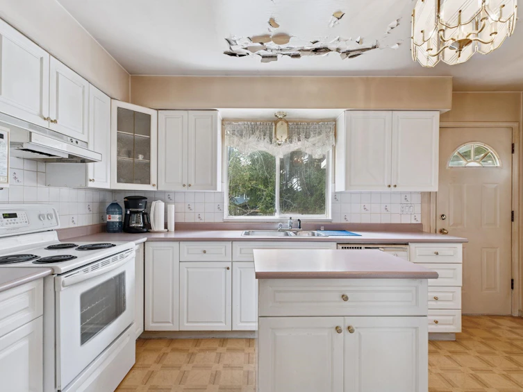 900 Porter Street, Coquitlam, BC, V3J 5C2 - 24