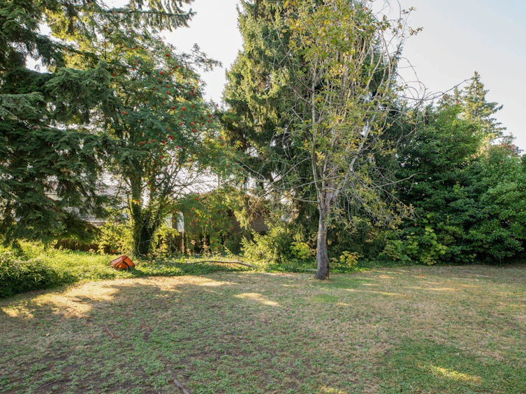 900 Porter Street, Coquitlam, BC, V3J 5C2 - 4