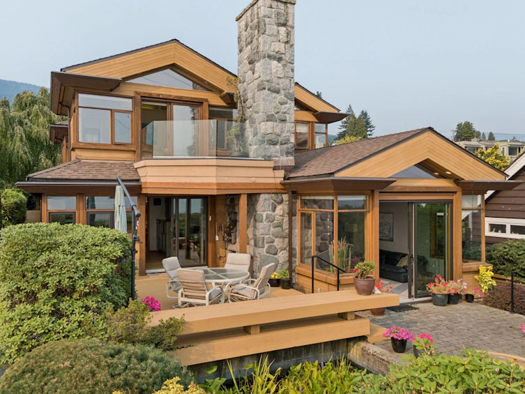 2342 Bellevue Avenue, West Vancouver, BC, V7V 1C8 - 2