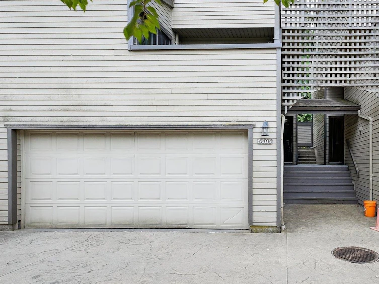 5805 Mayview Circle, Burnaby, BC, V5E 4B7 - 4