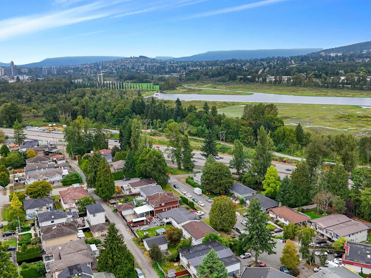5805 Mayview Circle, Burnaby, BC, V5E 4B7 - 34